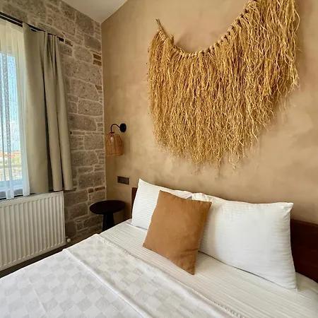 Hotel Athena Oia *