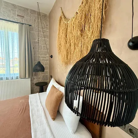 Hotel Athena Oia *